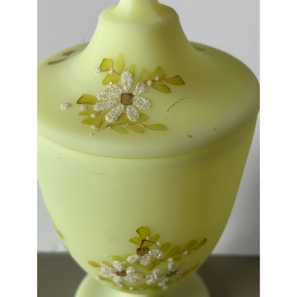 Fenton Custard Uranium Glass Candy Dish Hand Painted Kay Davis Floral Glows - Picture 9 of 15